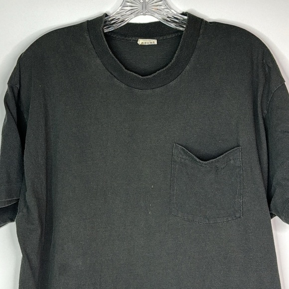 Vintage Fruit of The Loom Black Blank Pocket Tshirt Size XXL - Picture 2 of 7